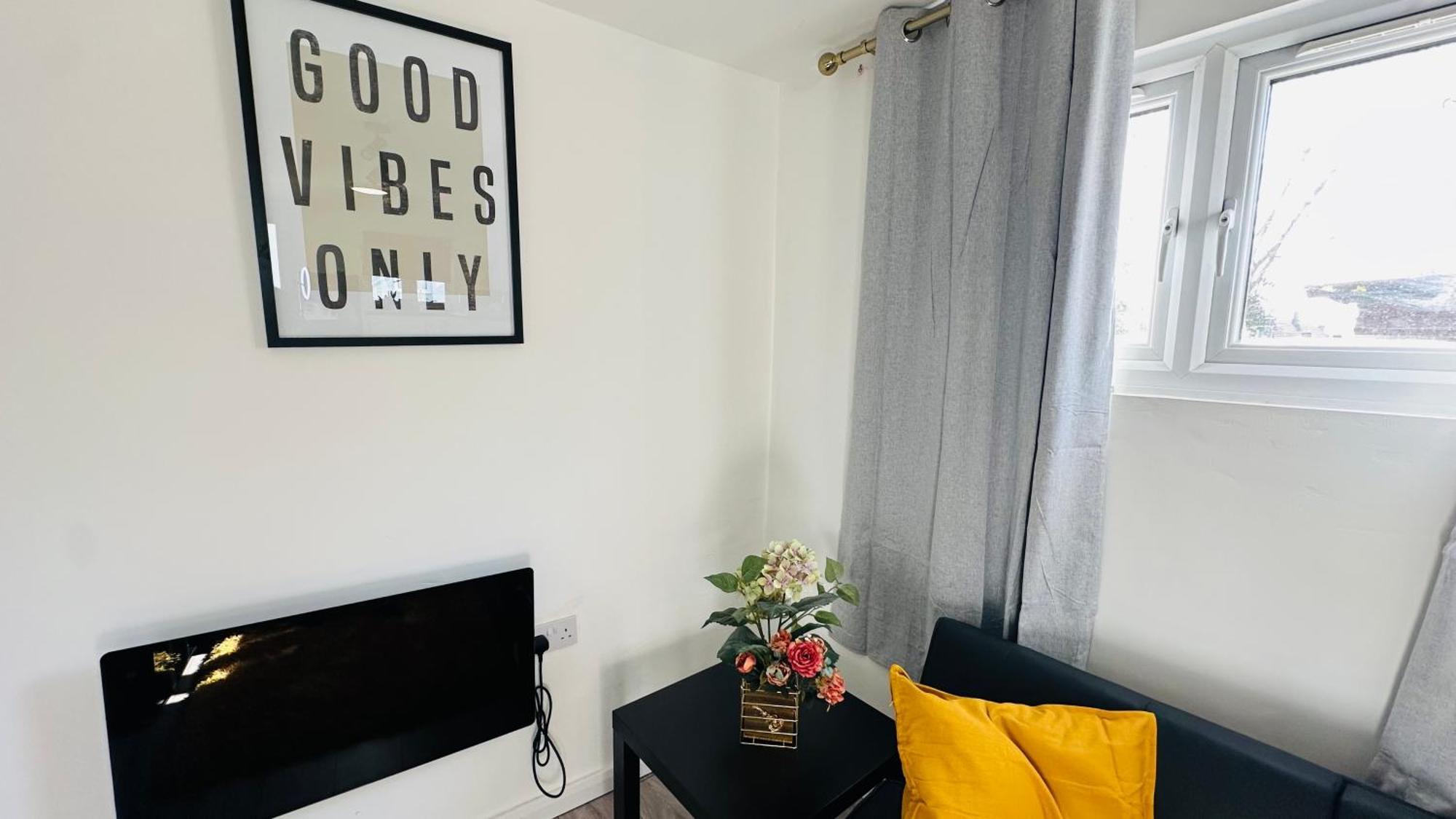 Cosy And Comfy Apartamento Londres Exterior foto